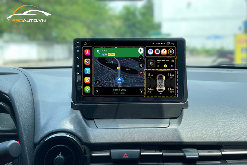 Cảnh báo áp suất lốp trên giao diện Elligo Gold của màn hình Android ICAR Elliview U5 2K Sound