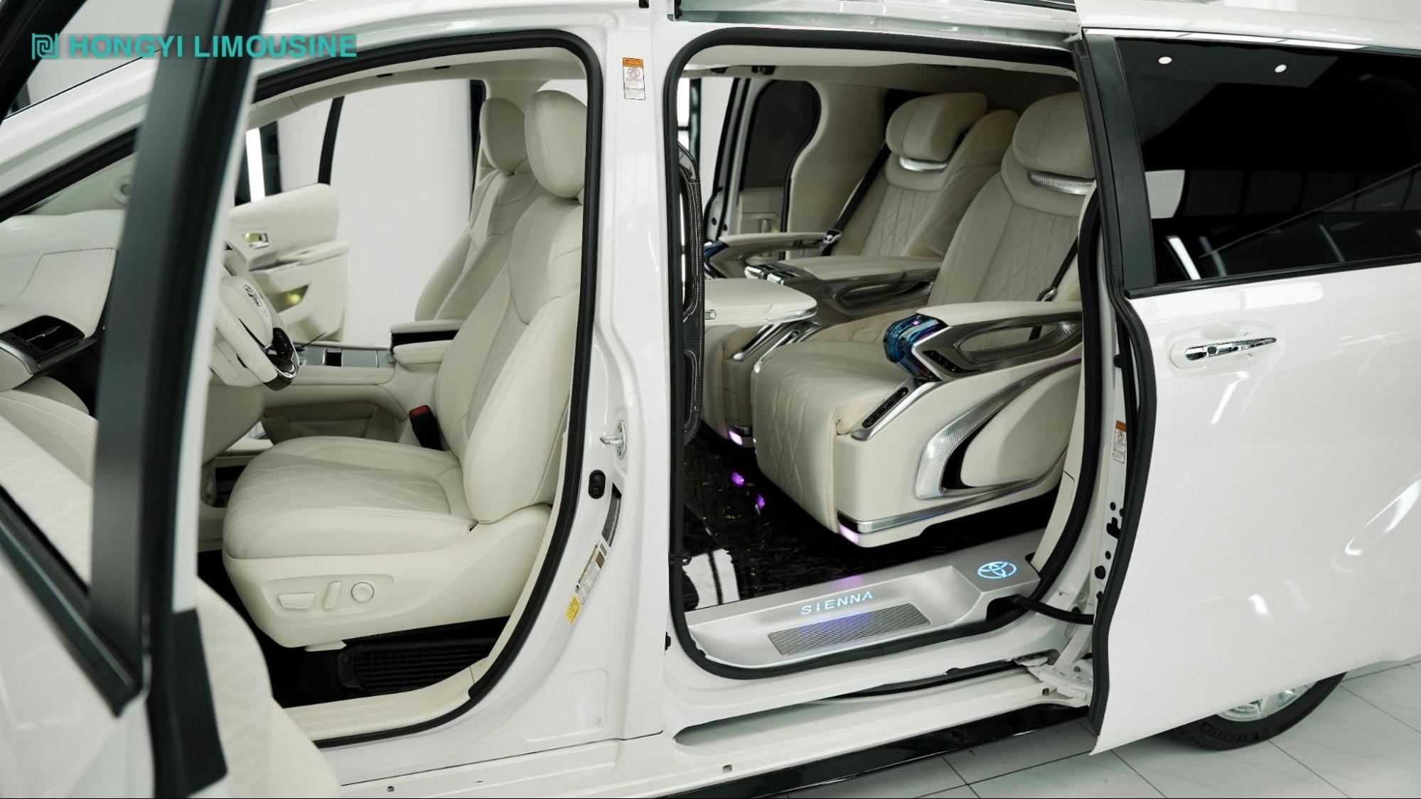 Độ Ghế Limousine Cho Kia Carnival