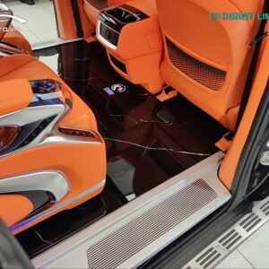 Lót sàn xe ô tô giúp vệ sinh dễ dàng và tăng giá trị thẩm mỹ