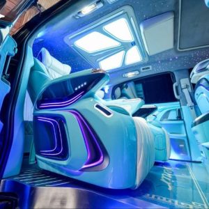 Độ đèn cánh bướm - Độ limousine xe Kia Carnival 2025