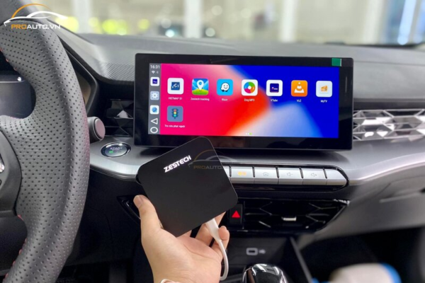 Android box xe Hyundai Santafe 2025