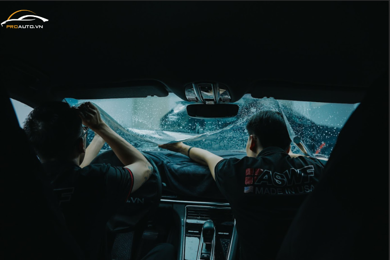 Những kinh nghiệm cần lưu ý khi dán phim cách nhiệt chính hãng