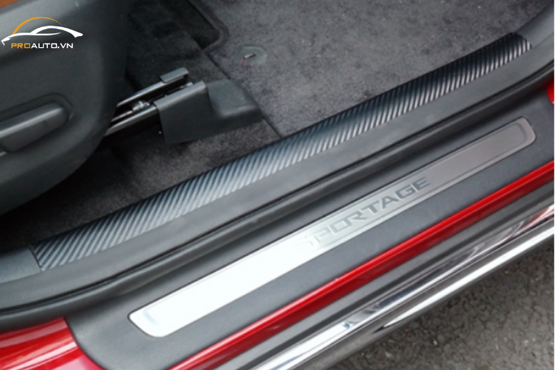 Nắp đậy bậc cửa - Phụ kiện đồ chơi xe KIA Sportage 2025