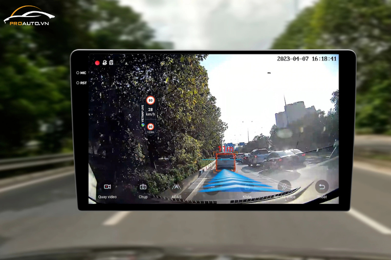 Camera hành trình X5 TEYES cho chất lượng hình sắc nét