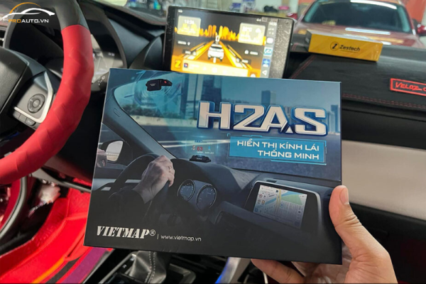 Chủ xe lựa chọn màn hình HUD Vietmap H2AS tại PROAUTO