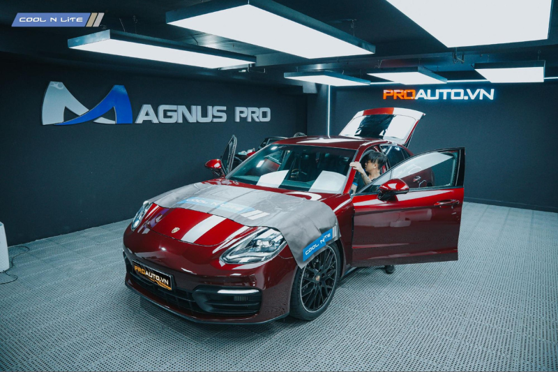 Dán phim cách nhiệt Cool N Lite cho Porsche Panamera