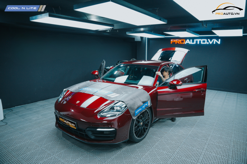 Giá phim cách nhiệt ô tô 4 chỗ - Porsche Panamera dán phim cách nhiệt Cool N Lite 