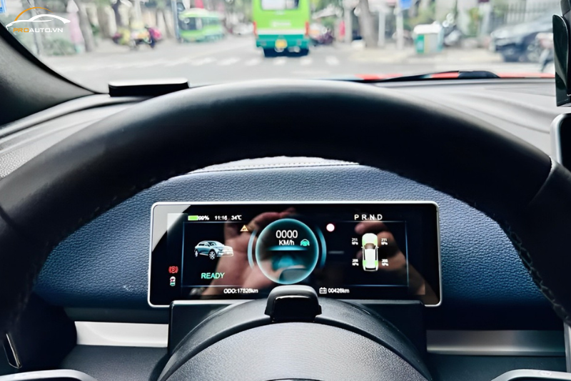 Màn hình Cluster có cần thiết cho ô tô?