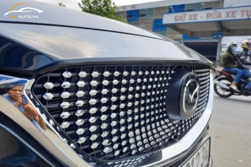 Mặt calang sao rơi và nam dọc - Phụ kiện đồ chơi xe Mazda CX5 2025
