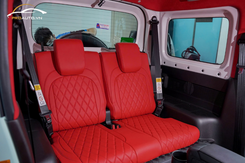 Bọc da, đổi màu băng ghế sau xe Suzuki Jimny
