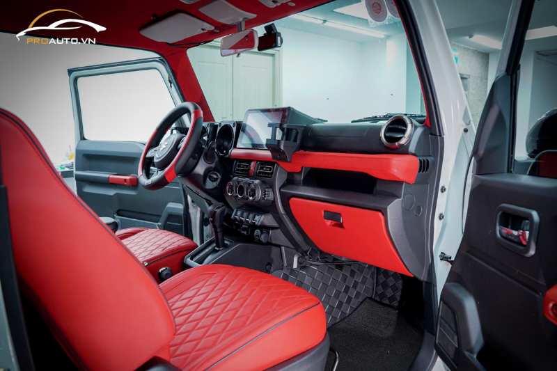 Bọc da taplo - Đổi màu nội thất xe Suzuki Jimny
