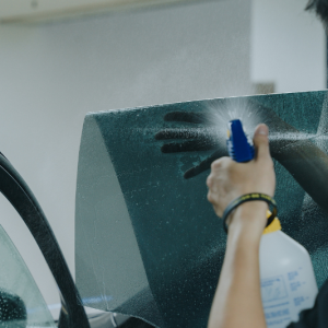 Dịch vụ dán phim cách nhiệt MG Cyberster chất lượng