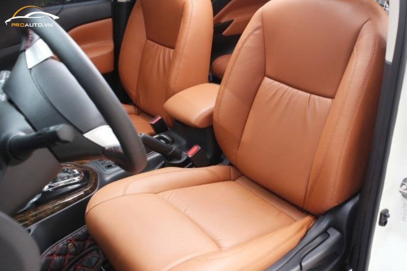 Bọc da ghế xe Nissan Navara 2025 bằng da thuộc bò