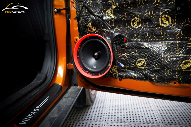 Công suất loa 2 way Vibe Slick 6C-V7 cao
