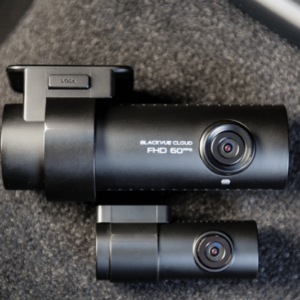 Camera hành trình Blackvue DR770X-2CH DMS với ống kính hàng đầu