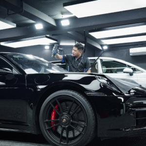 Kinh nghiệm dán phim cường lực kính lái SAP cho ô tô