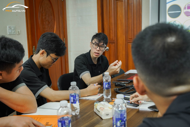  Tìm hiểu cấu tạo, nguyên lý - Khóa học dán phim cách nhiệt ô tô