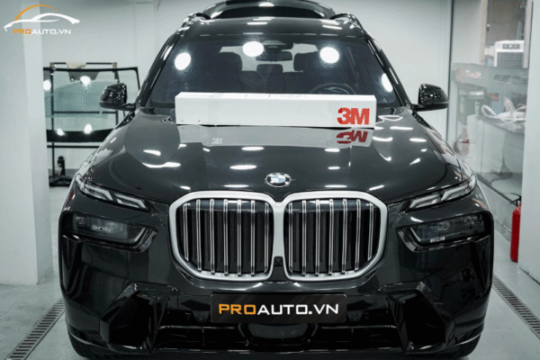 Chủ xe BMW X7 dán phim cách nhiệt 3M Crystalline thế hệ mới chính hãng