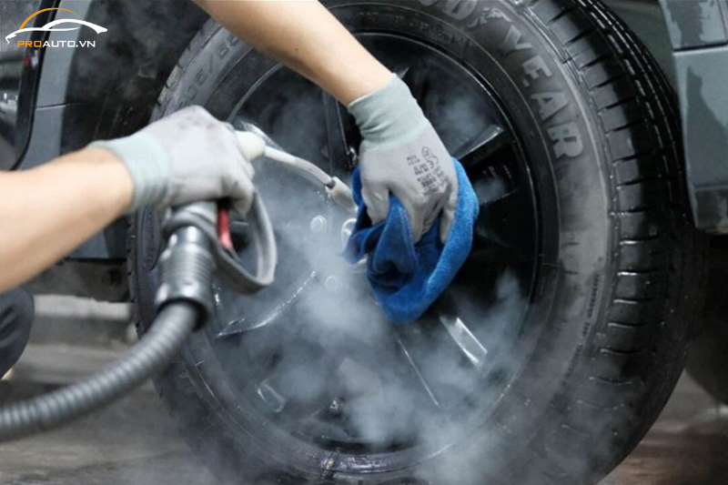 Rửa xe ô tô tại TPHCM với sản phẩm đạt chuẩn, an toàn