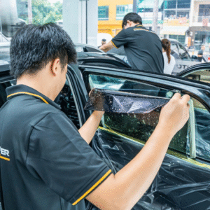 Dán phim cách nhiệt xe điện BYD với thương hiệu 3M