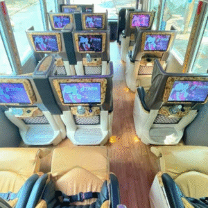 Đối tượng nên chọn độ Mercedes 16 chỗ limousine