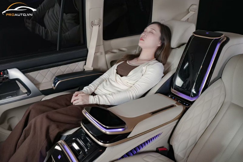 Ghế Hongyi SUV Throne 2.0 hỗ trợ tựa lưng chỉnh điện