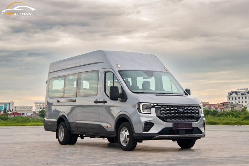 Giới thiệu dòng xe Ford Transit Limousine