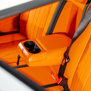 Sơn đổi màu bệ tỳ tay, hộc chứa đồ và ốp trang trí