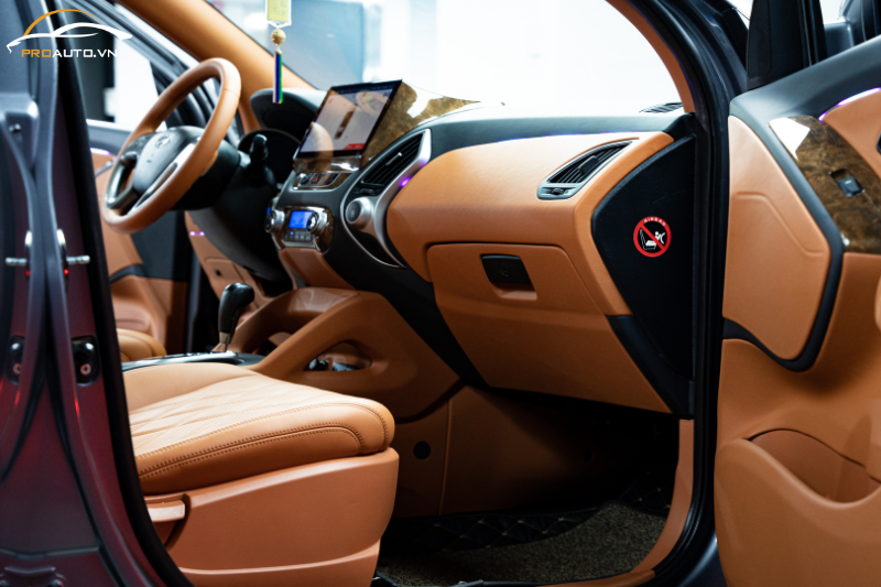 Sơn đổi màu nội thất ô tô - Tân trang và phục hồi nội thất