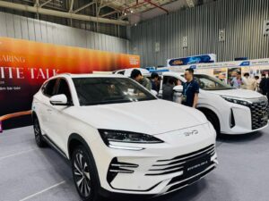 Ngành ô tô Việt Nam tăng tốc chuyển đổi xanh