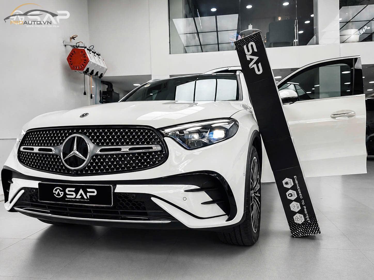 Mercedes thi công PPF SAP chính hãng bảo vệ sơn zin cho ô tô