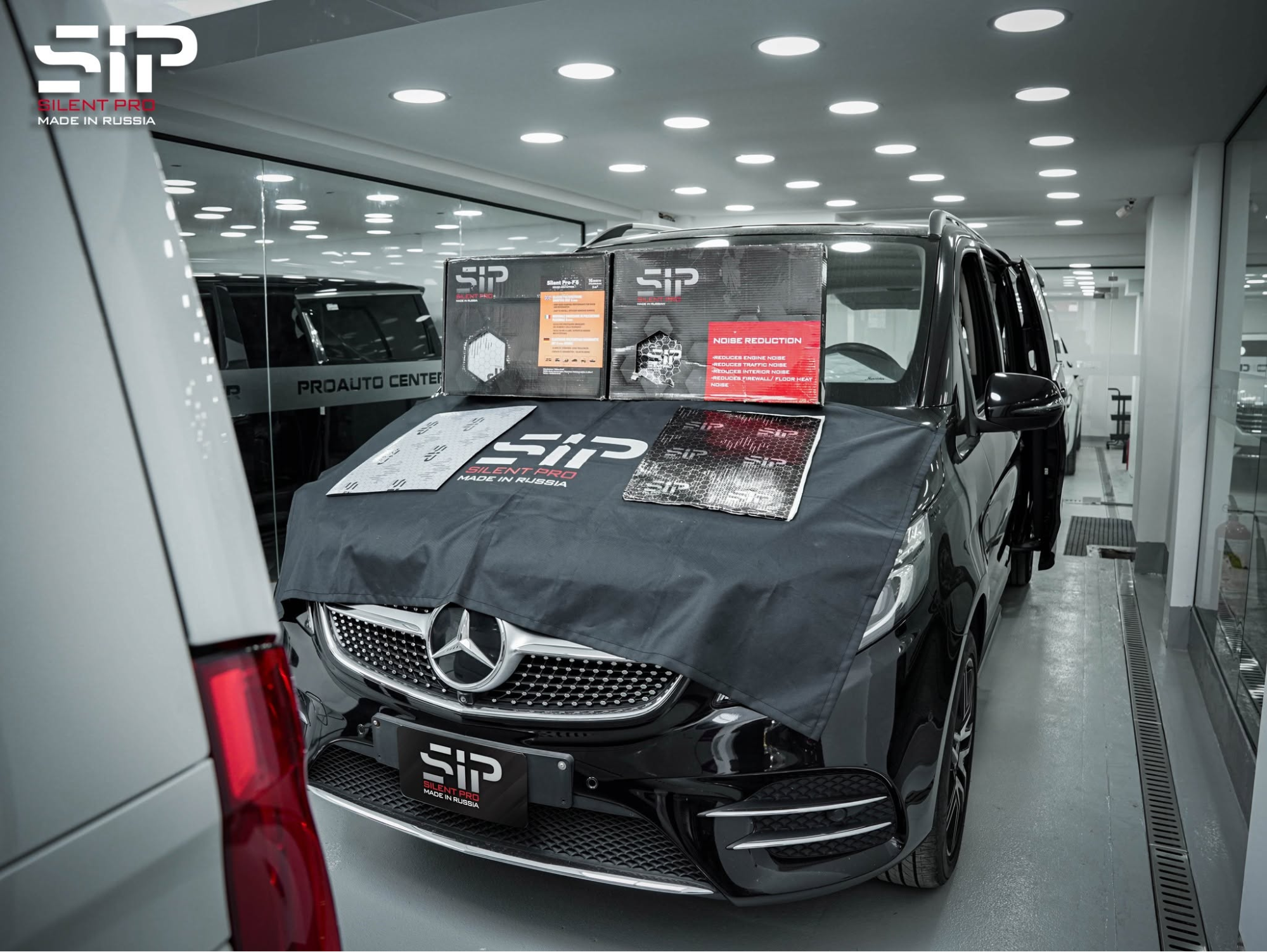 Dán cách âm chống ồn cho xe Mercedes